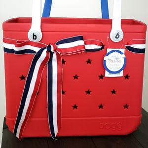 🇺🇸 Limited Edition Baby Bogg Bag 🇺🇸